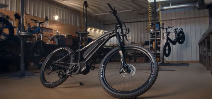 How Fast Does A 2000W Electric Bike Go?